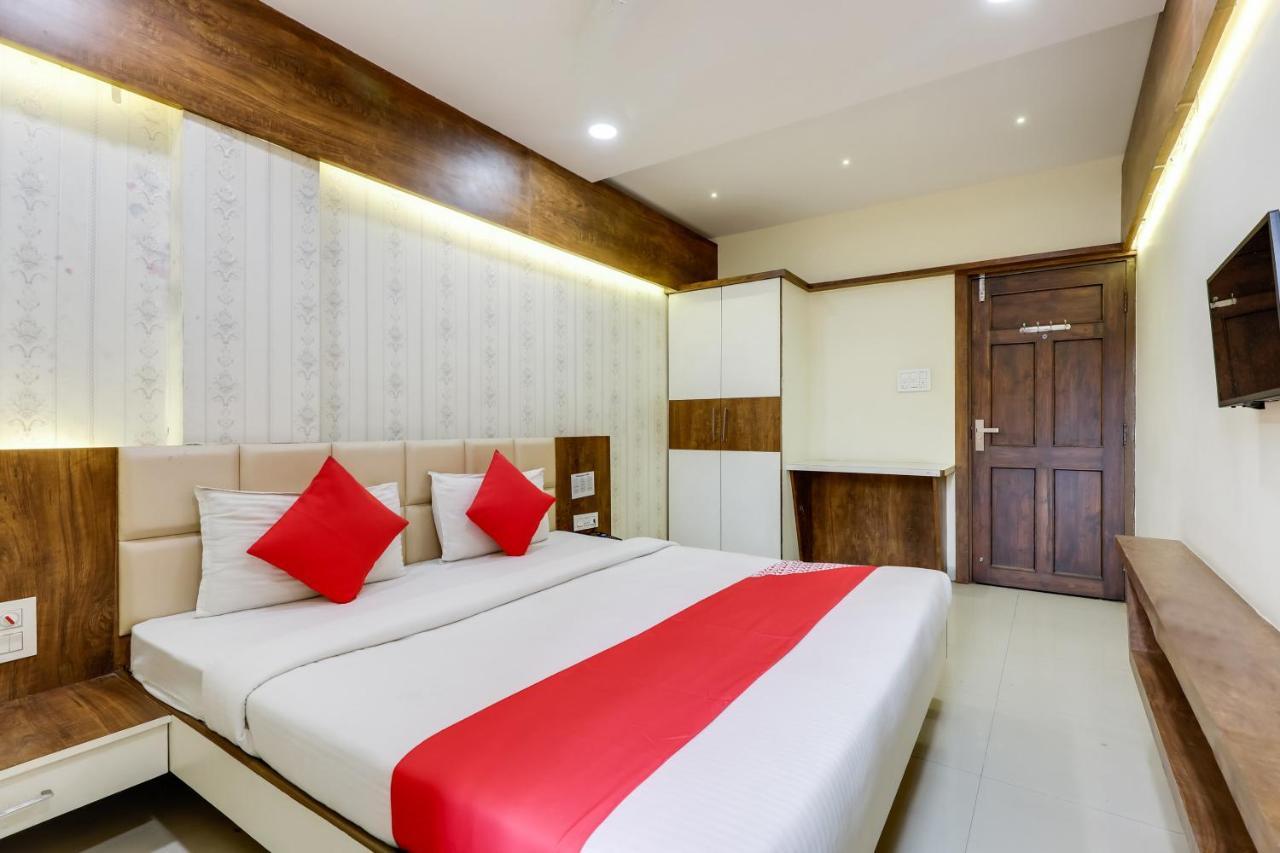 Oyo 16733 Hotel Sunshine Indore Eksteriør bilde