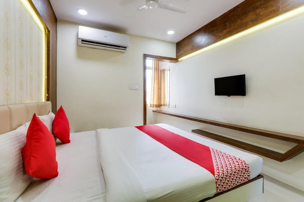 Oyo 16733 Hotel Sunshine Indore Eksteriør bilde