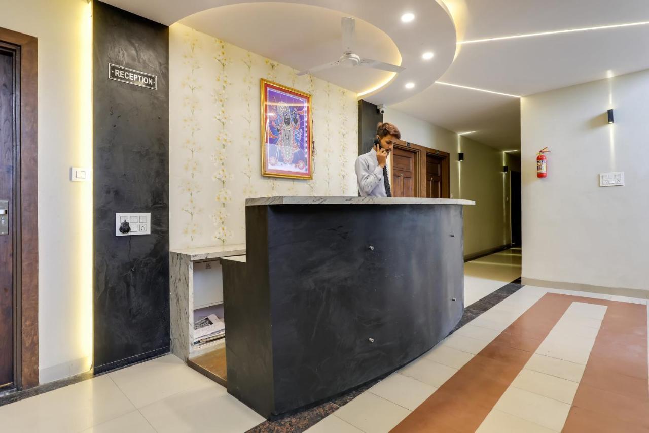 Oyo 16733 Hotel Sunshine Indore Eksteriør bilde